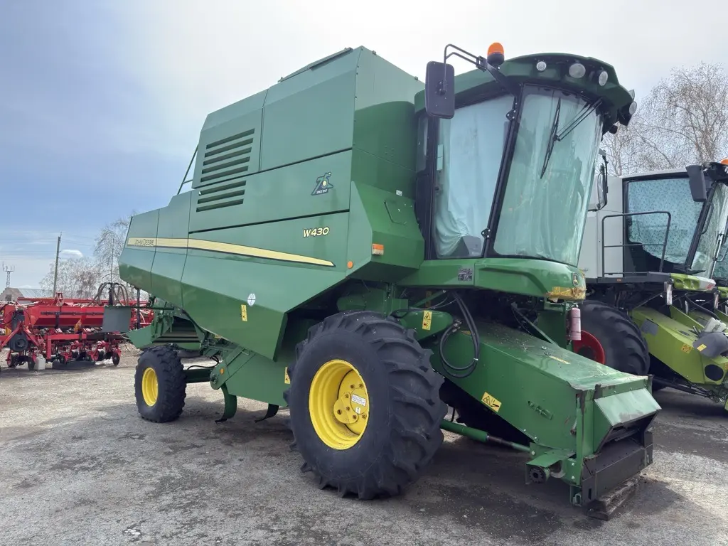 Продам комбайн Джон Дир W430