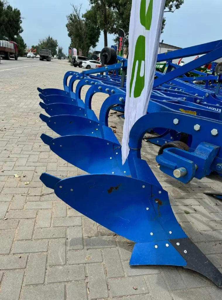 Плуг 6 корпусный 40см*6 (AYDIN PULLUK) Турция
