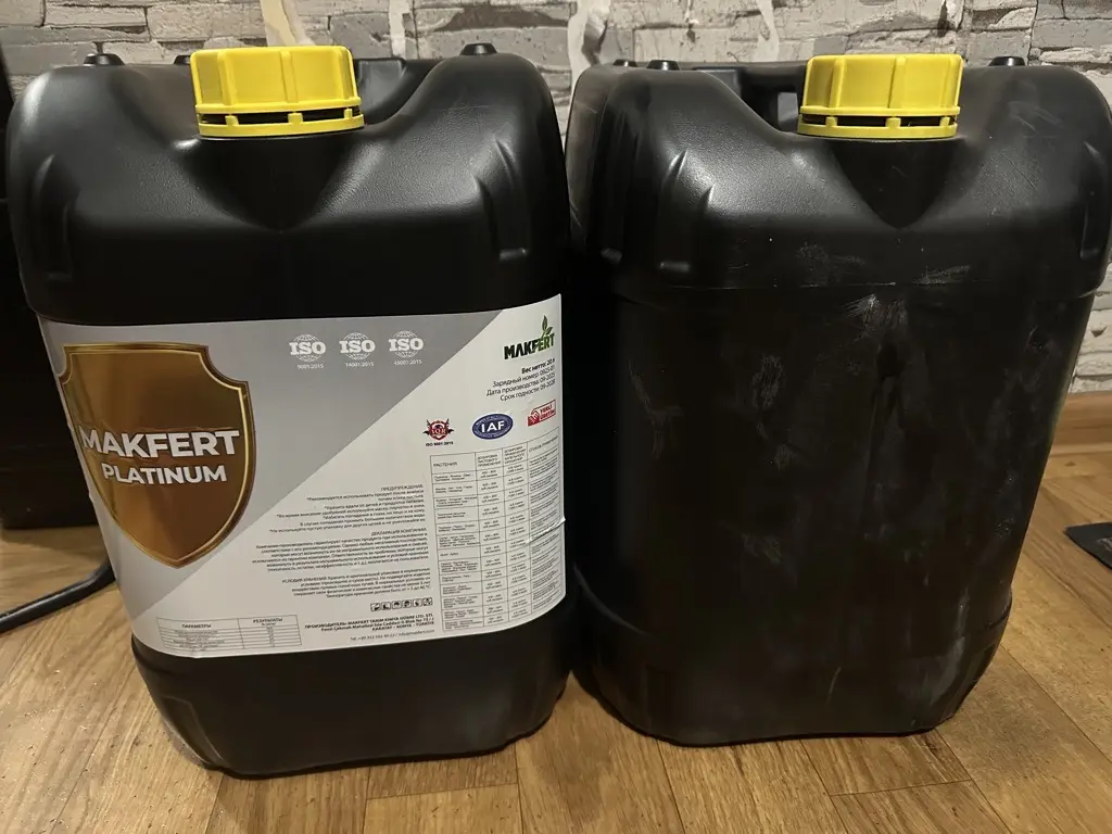 Makfert Platinum (Макферт Платинум) — это жидкое органическое удобрение турецкого производства (100% органика), повышающее урожайность и качество плодов.