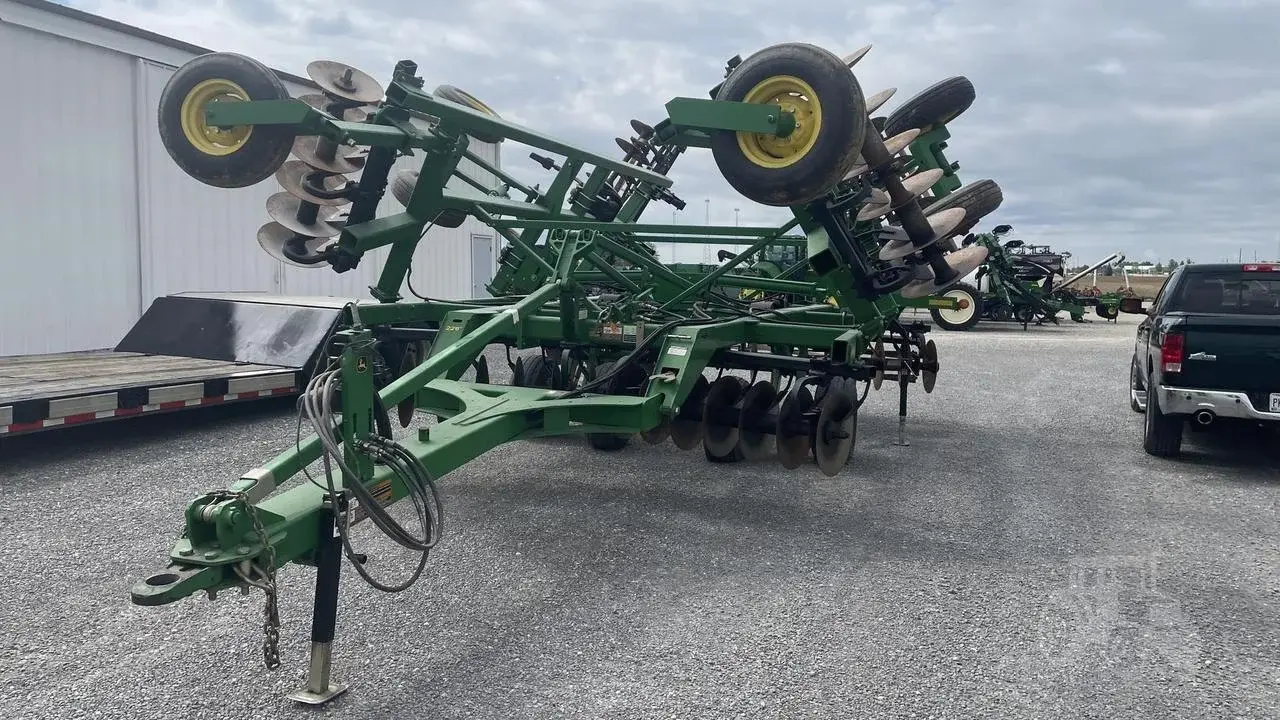 Глубокорыхлитель John Deere 512 (9 стоек) (6.9 м) (2012) Код: ГЛ0120