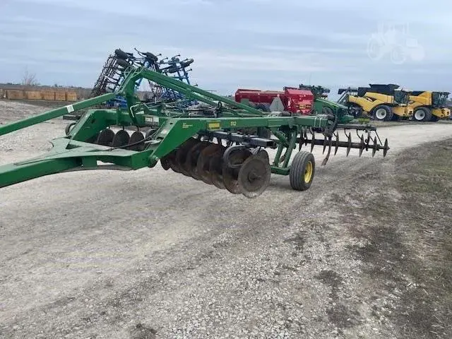 Глубокорыхлитель John Deere 512 (5 стоек) (2010) Код: ГЛ0100