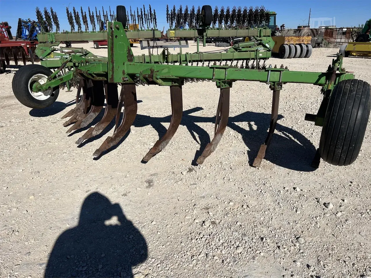 Глубокорыхлитель John Deere 900 (9 стоек) Код: ГЛ0054