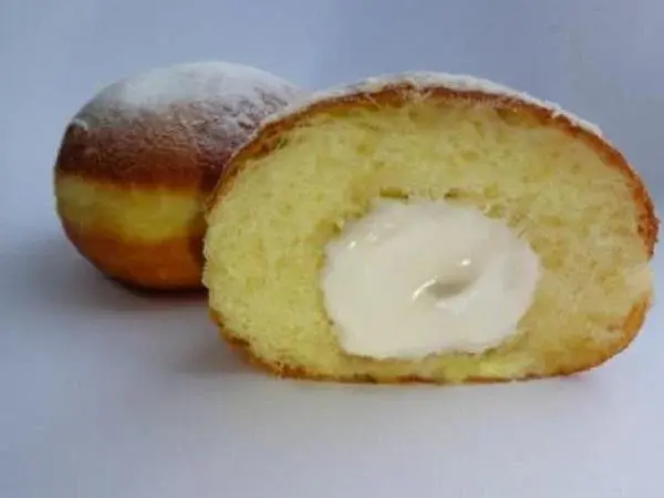 Мэджикрем (продукт сгущенный с сахаром) в ассортименте