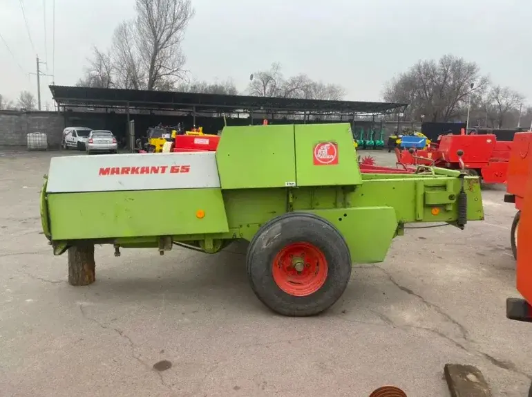 Пресс-подборщик Class Markant 65