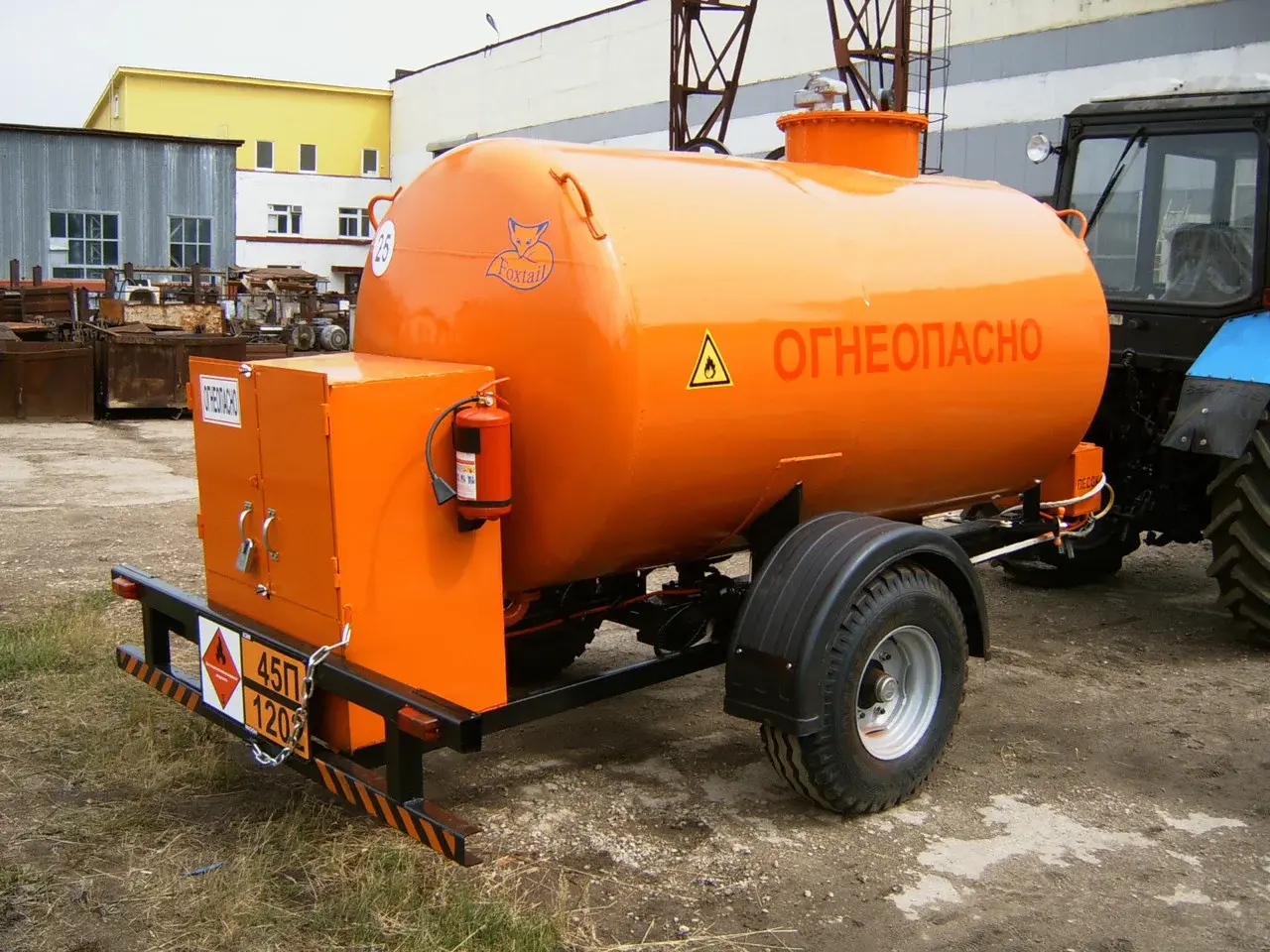 Прицепной бензовоз ТЗ 4,2