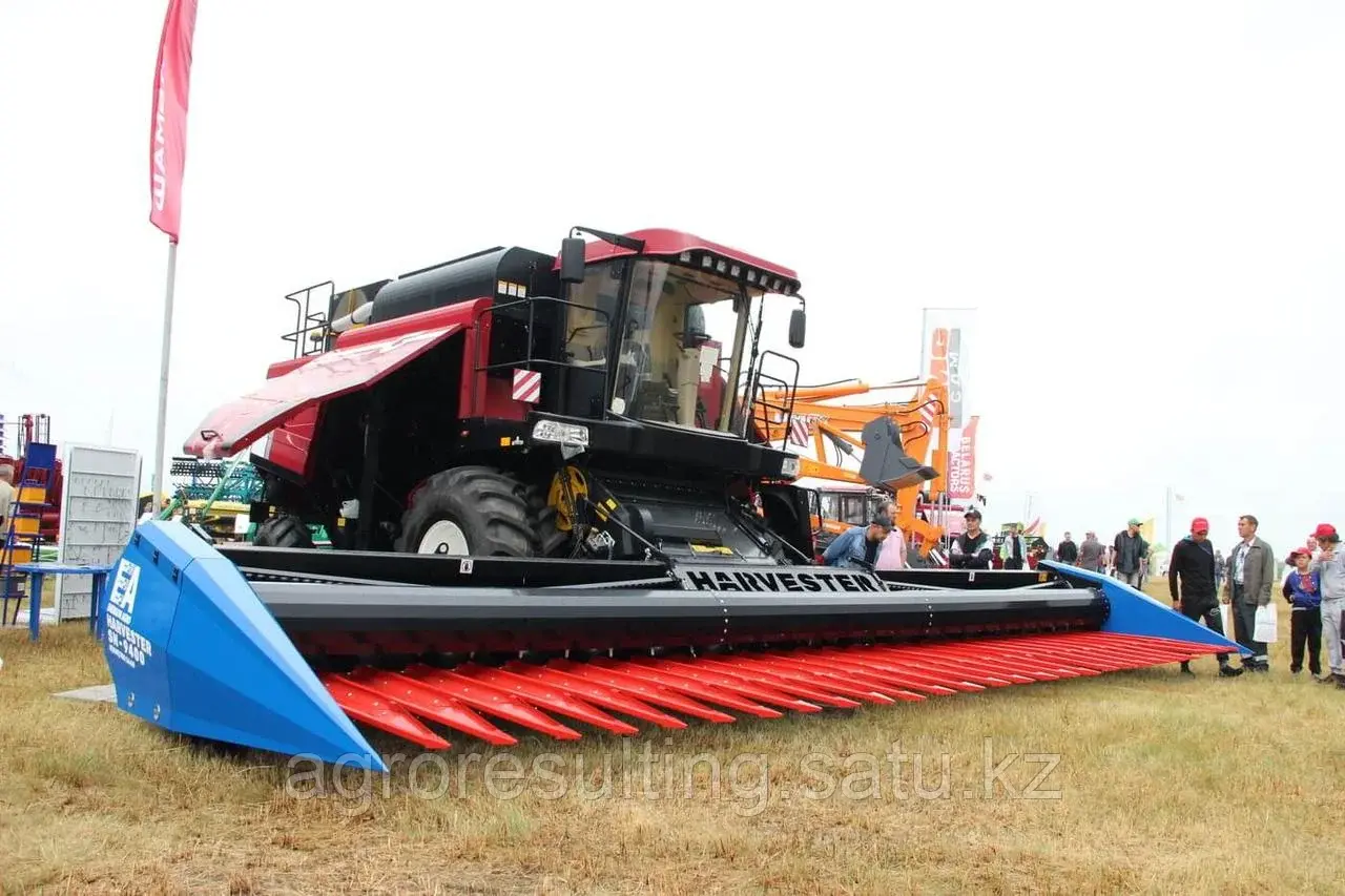 Жатка для уборки подсолнечника безрядковая Harvester