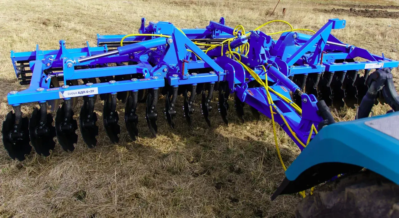 Борона дисковая полуприцепная двухрядная dana бдп 6×2У