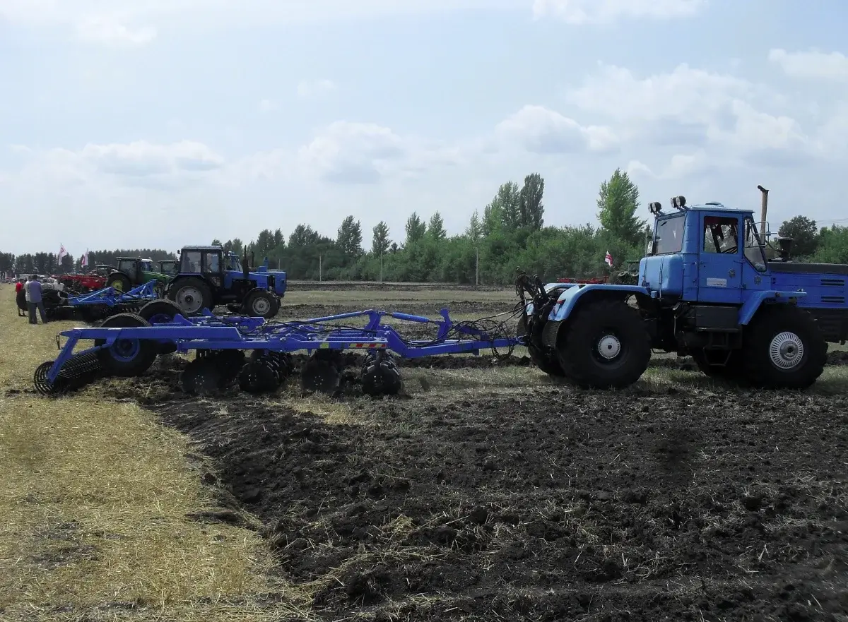 Борона дисковая прицепная четырехрядная dana бдп 4×4 м