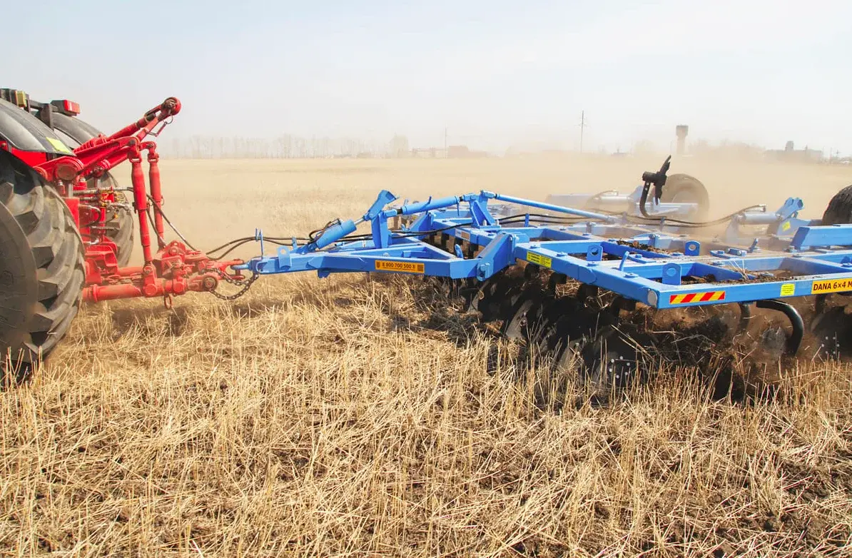Борона дисковая прицепная четырехрядная dana бдп 6×4 М