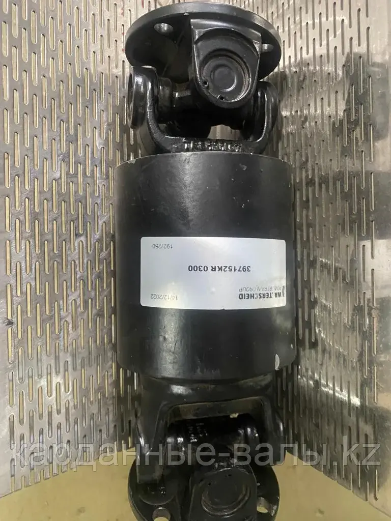 Карданный вал на Manitou 397152KR Код: 397152KR