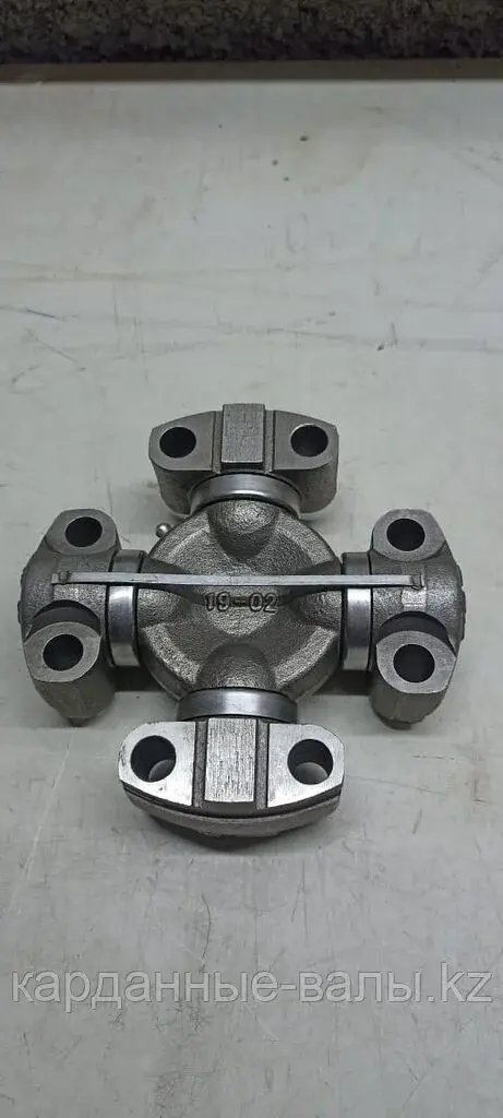 Крестовина карданного вала 84355366 New Holland Код: 84355366