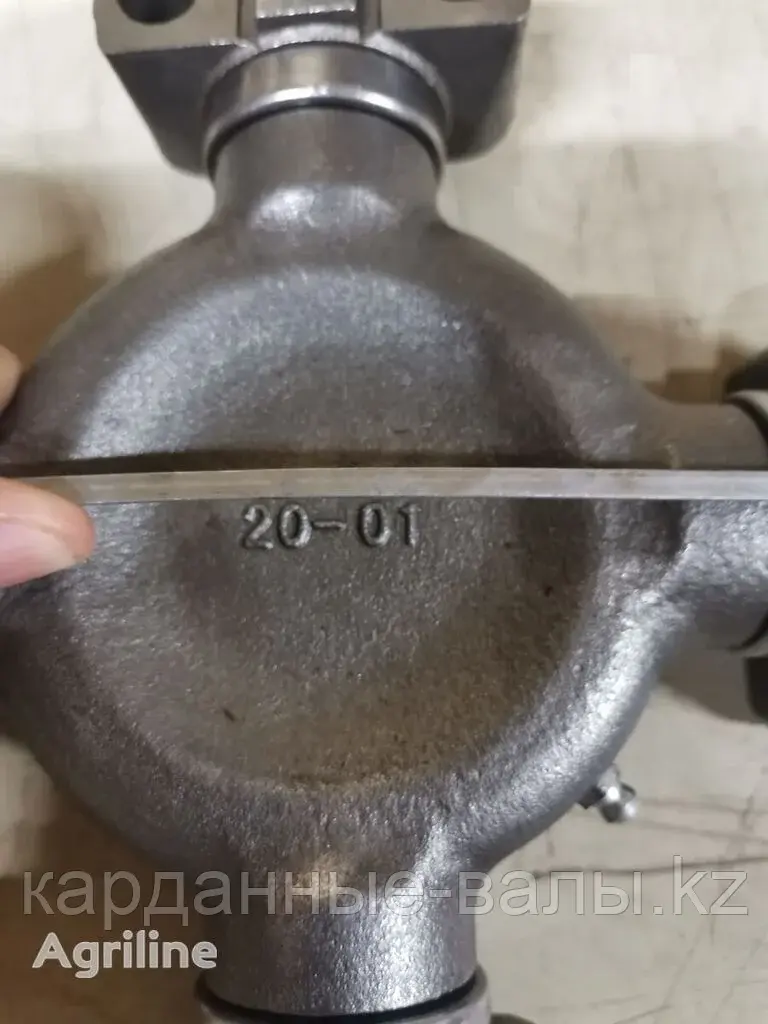 Крестовина карданного вала JOHN DEERE RE40112 Код: RE40112