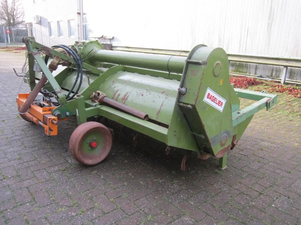 Гребнеобразователь Baselier 4 FK 310 (2002 г.в.)