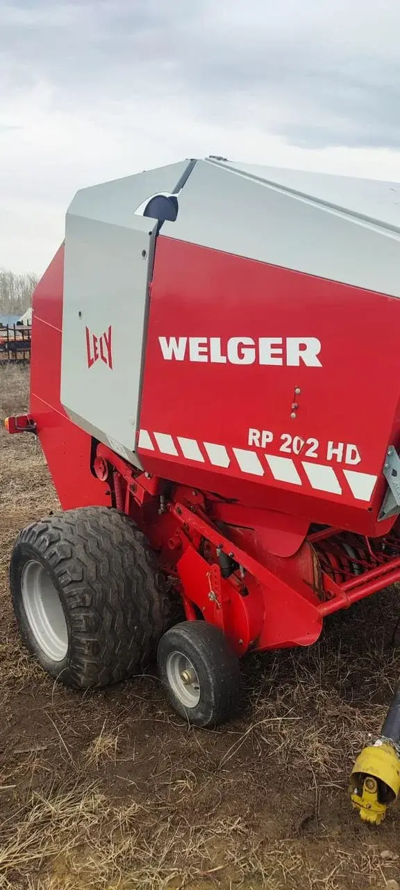 WELGER RP 202 Вельгер 202 классик пресс подборщик 202 welger rp 202 Код: Год выпуска 2003 WELGER