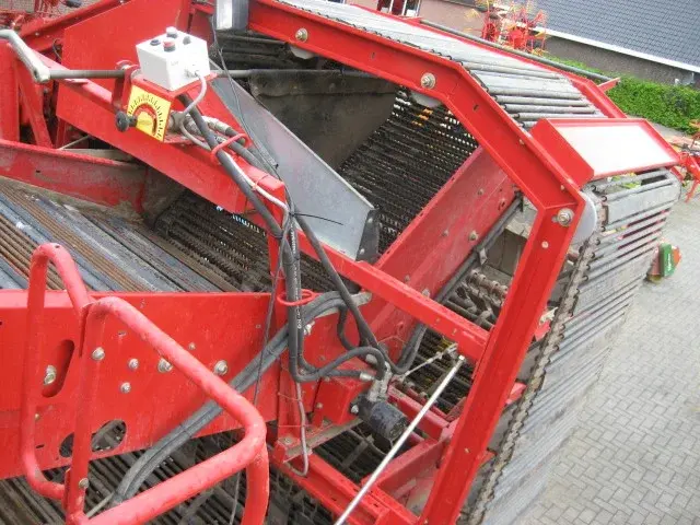 Картофелеуборочный комбайн Grimme BR 150