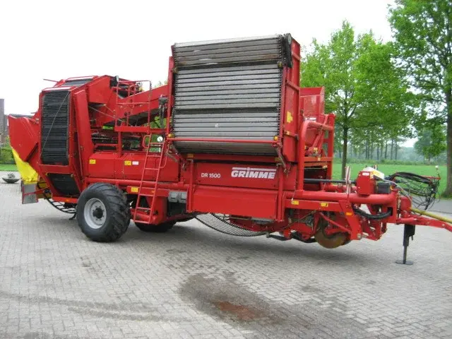 Картофелеуборочный комбайн Grimme BR 150