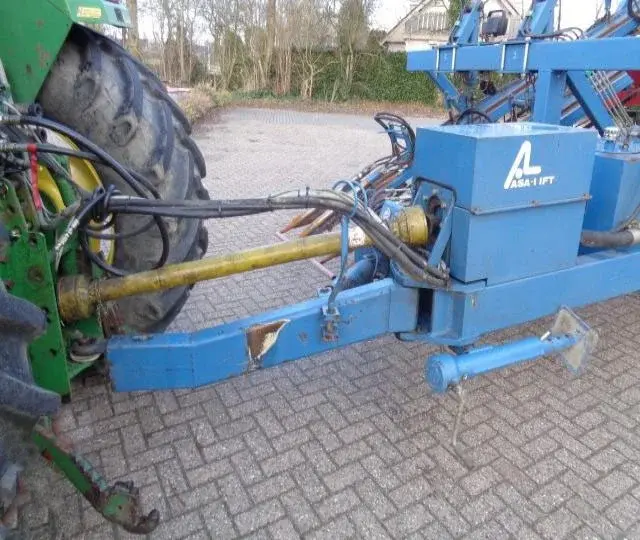 Морковоуборочный комбайн Asa-lift T 200 E