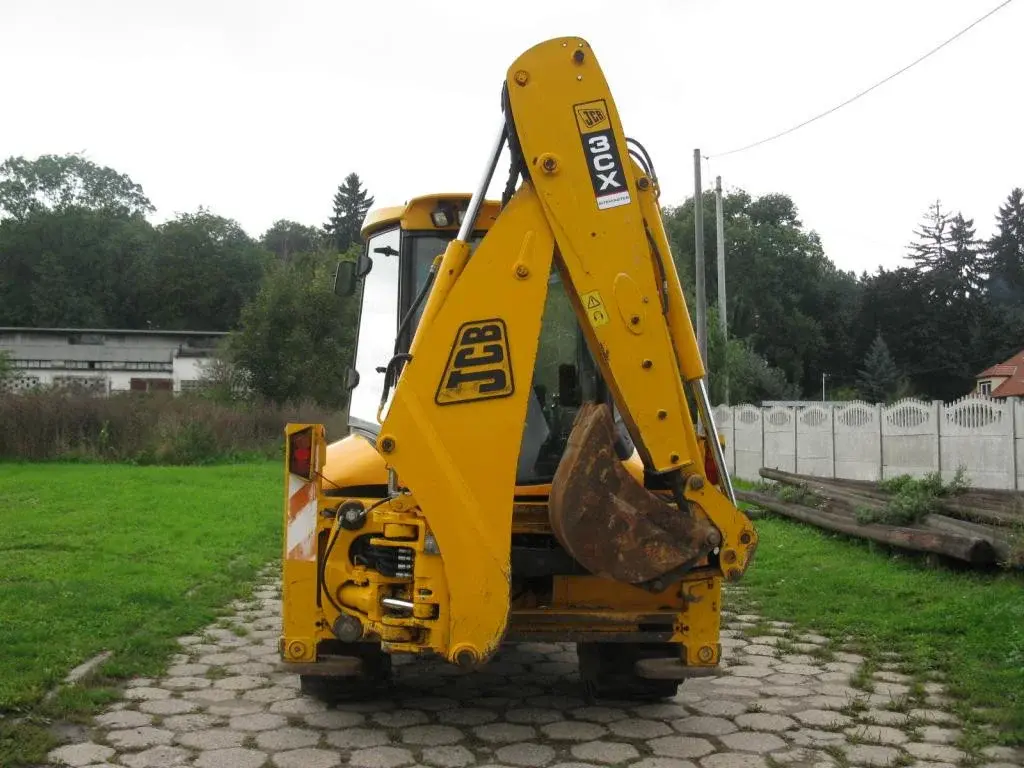 Экскаватор-погрузчик JCB 3CX