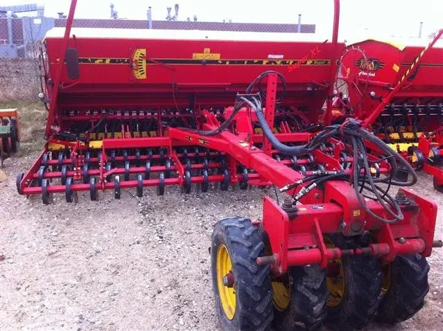 Сеялка прямого посева Väderstad RAPID 400S SUPER XL