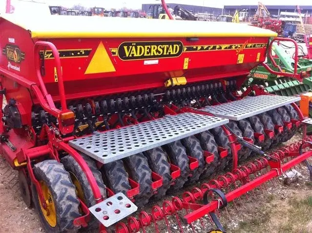Сеялка прямого посева Väderstad RAPID 400S SUPER XL