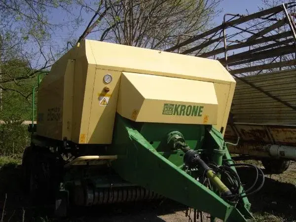 Пресс-подборщик Krone bigpack 120-80