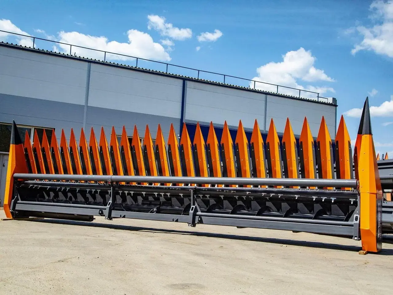 Жатки для подсолнечника Orange Seed 7,8 метров и 9,8 метров