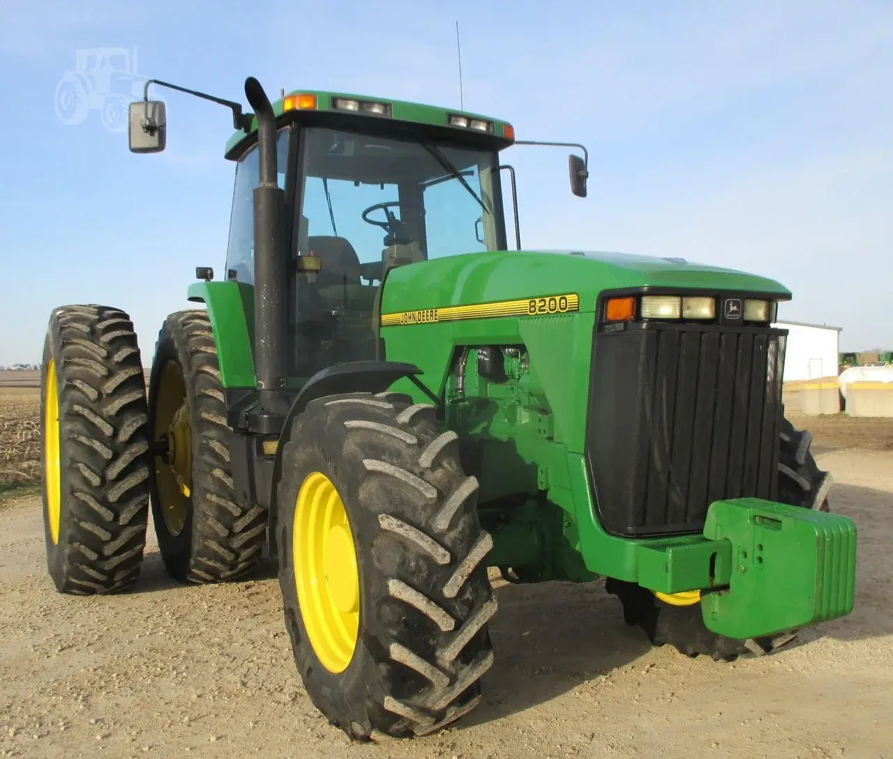 Трактор John Deere 8200 (1994)