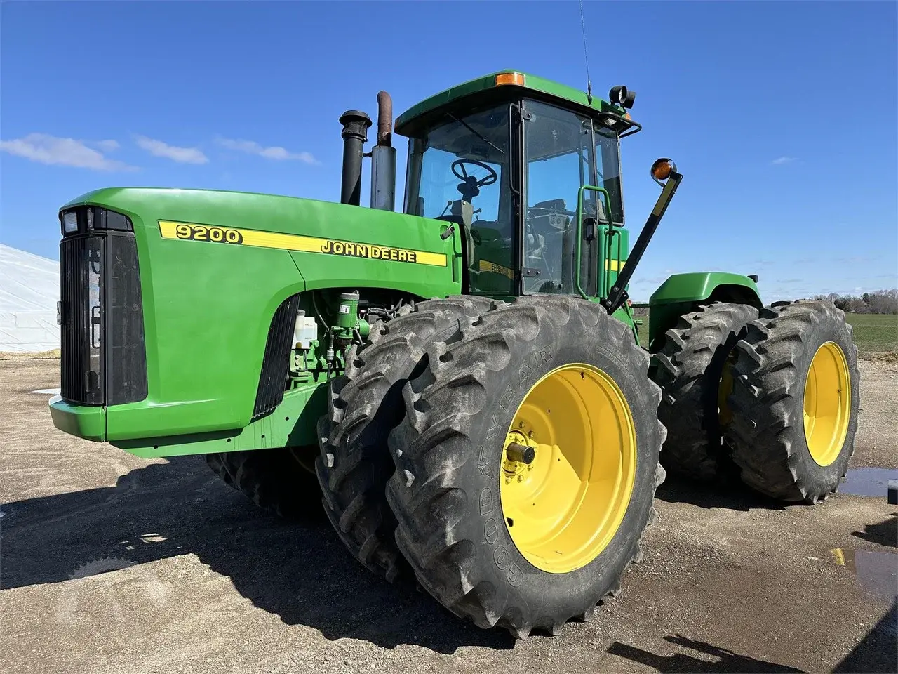 Трактор John Deere 9200 (2002)