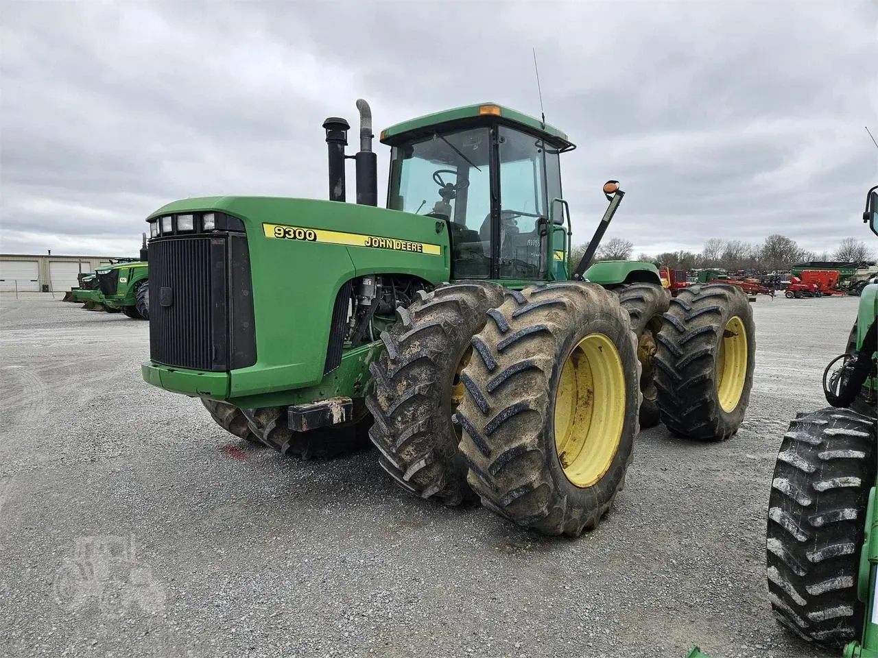 Трактор John Deere 9300 (1997)