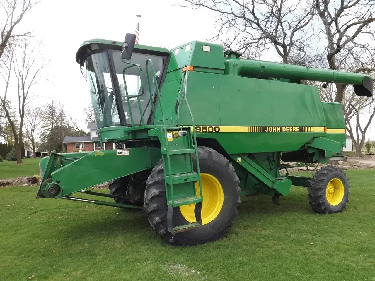 Комбайн John Deere 9500 (1993)