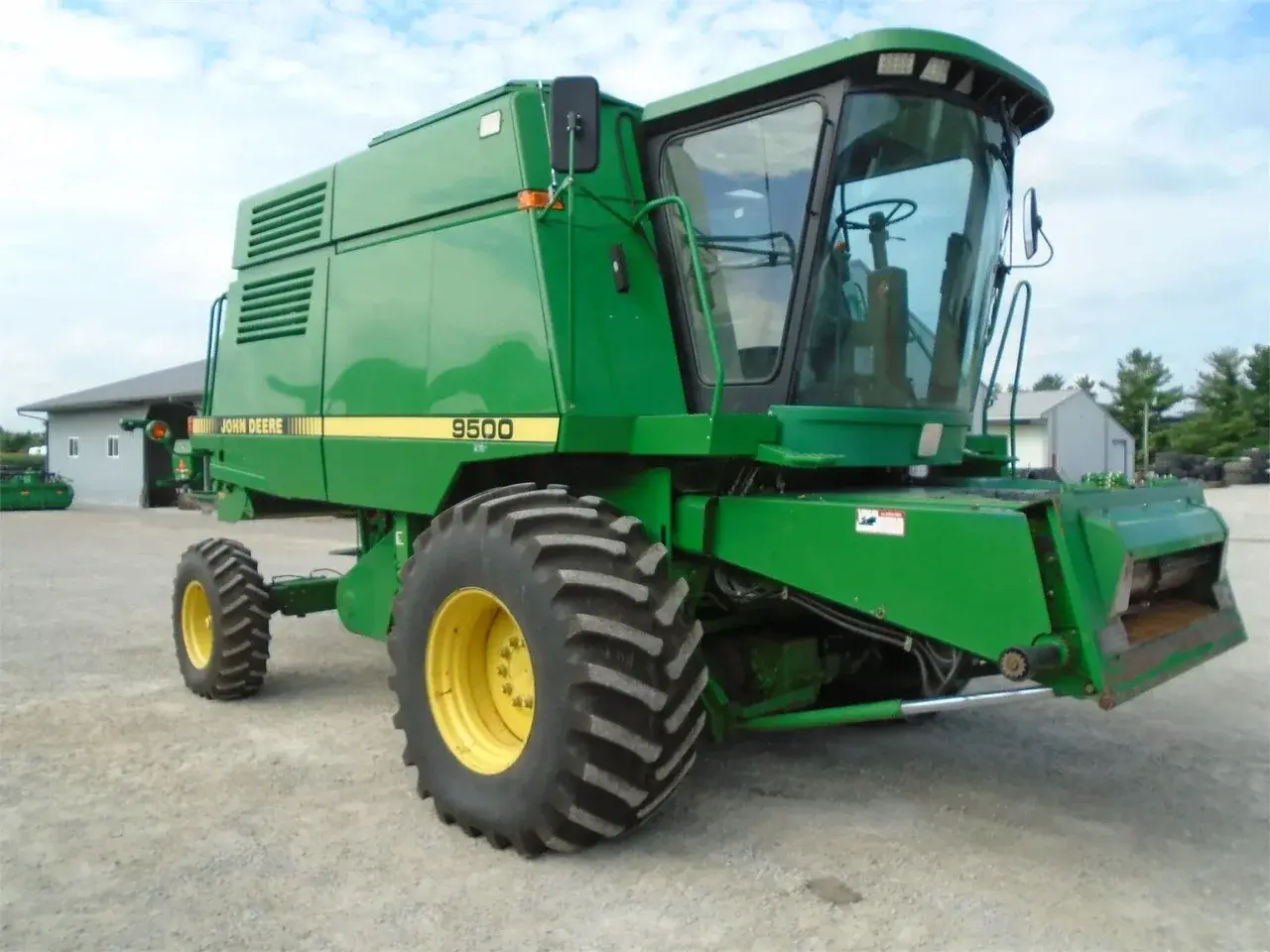 Комбайн John Deere 9500 (1992)