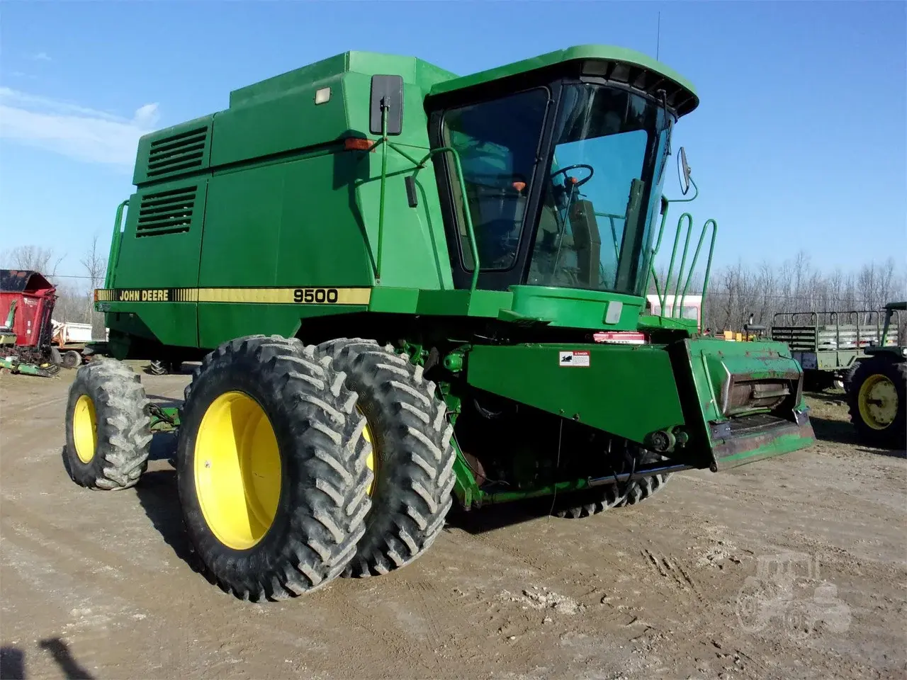 Комбайн John Deere 9500 (1990)