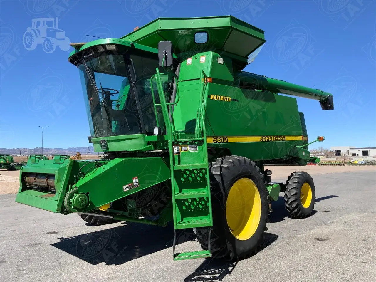 Комбайн John Deere 9610 (1998)