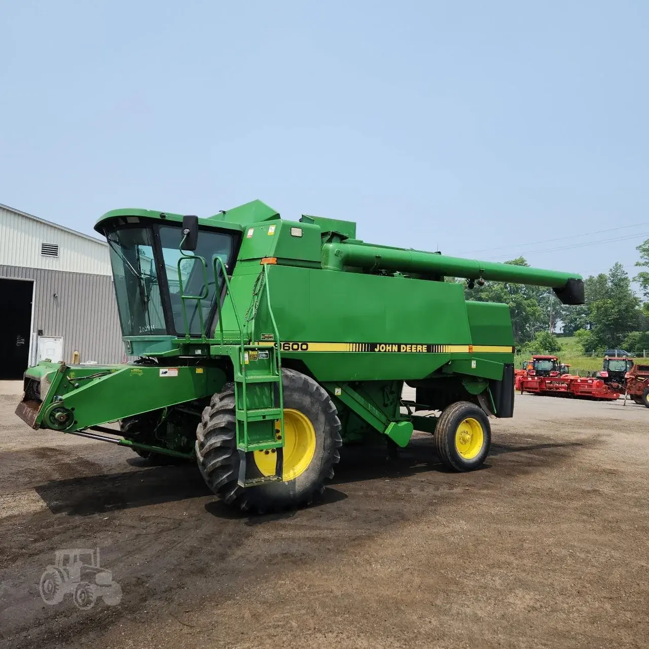 Комбайн John Deere 9600 (1990)