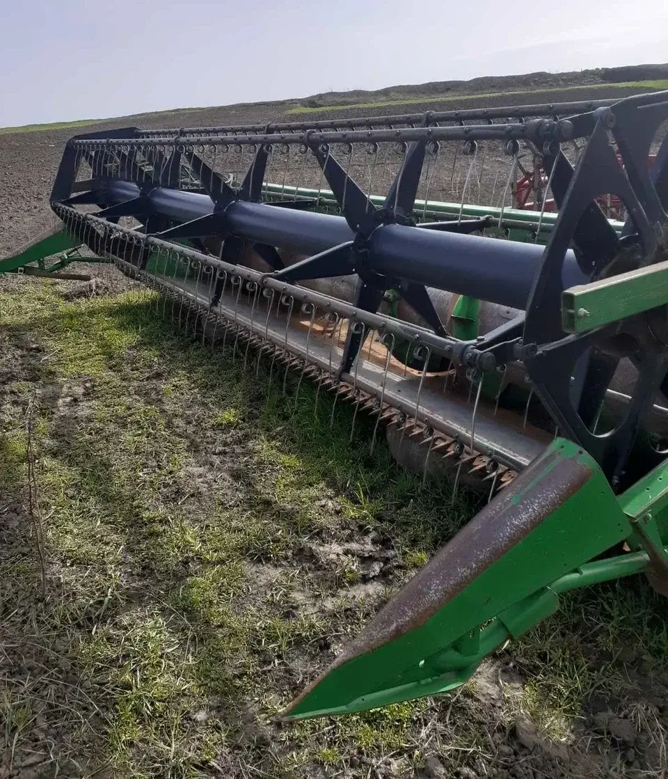 Жатка John Deere 618R