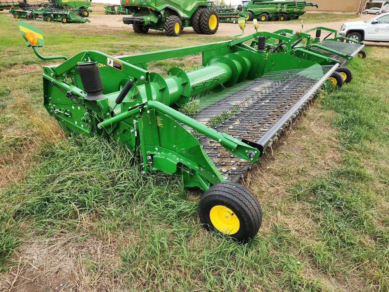 Жатка John Deere 615P