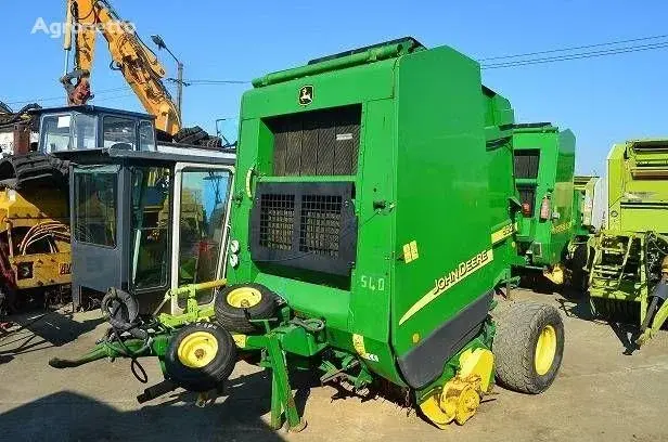 Пресс-подборщик рулонный John Deere 592 (2002)