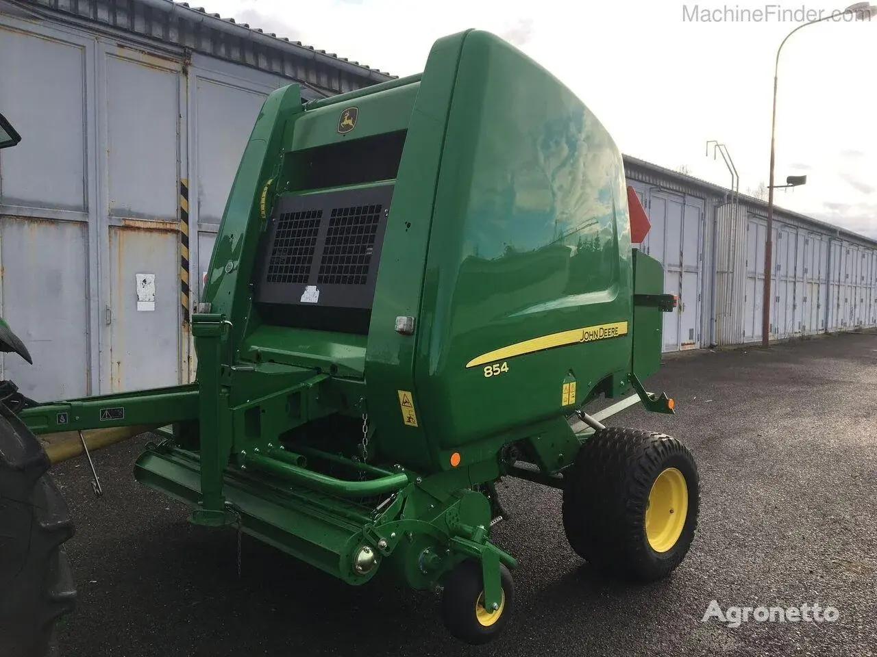 Пресс-подборщик рулонный John Deere 854 (2015)