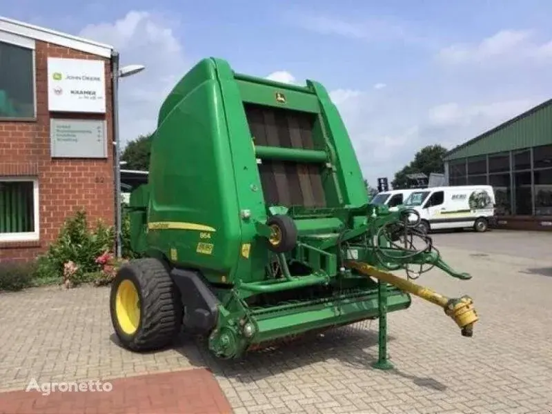 Пресс-подборщик рулонный John Deere 864 (2011)
