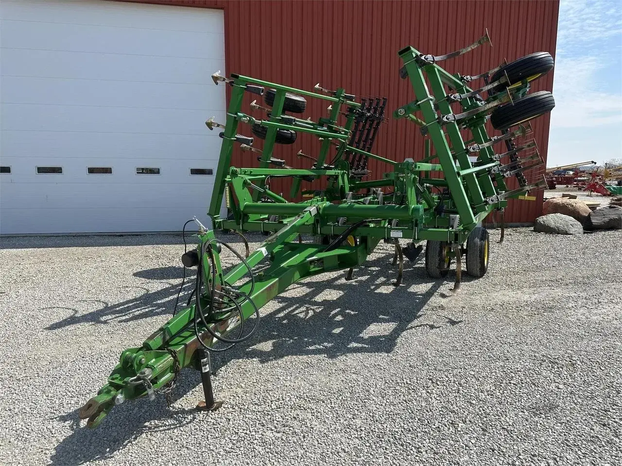 Культиватор John Deere 2210L (6.7 м)