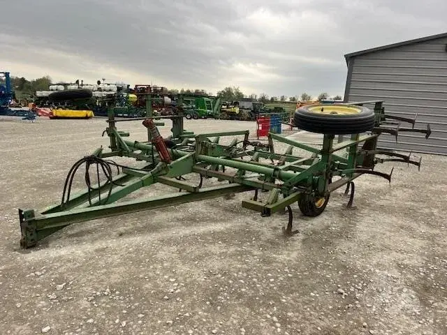 Культиватор John Deere 1000 (4.9 м)