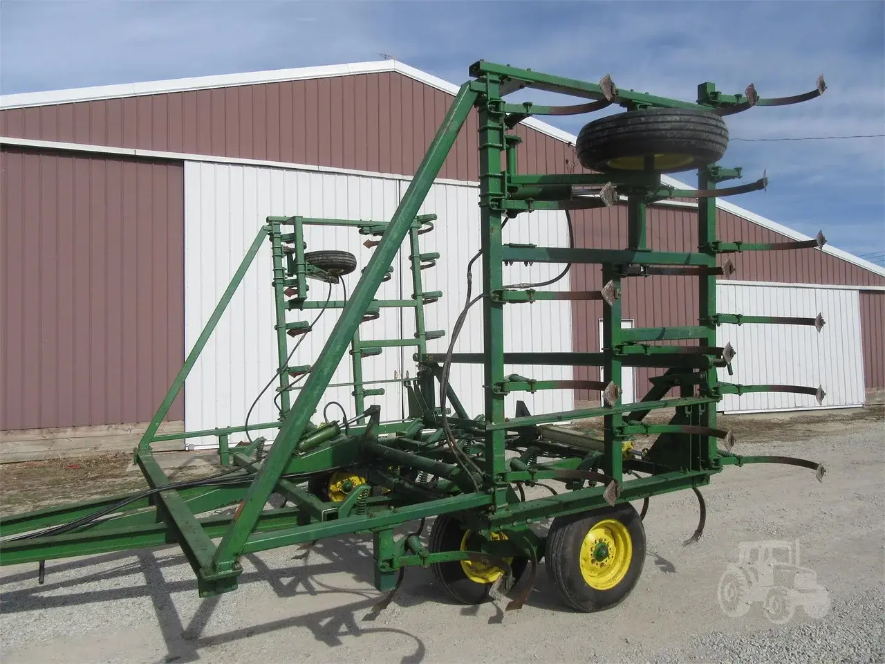 Культиватор John Deere 1000 (8.5 м)