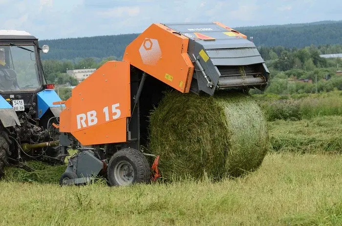 Пресс-подборщик RB15/2000