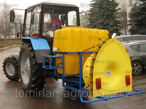 Опрыскиватель навесной 800 л, ширина захвата штанга 12 м.