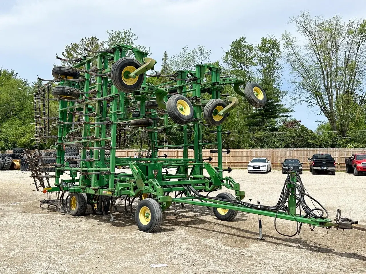 Культиватор John Deere 2200 (14.3 м)