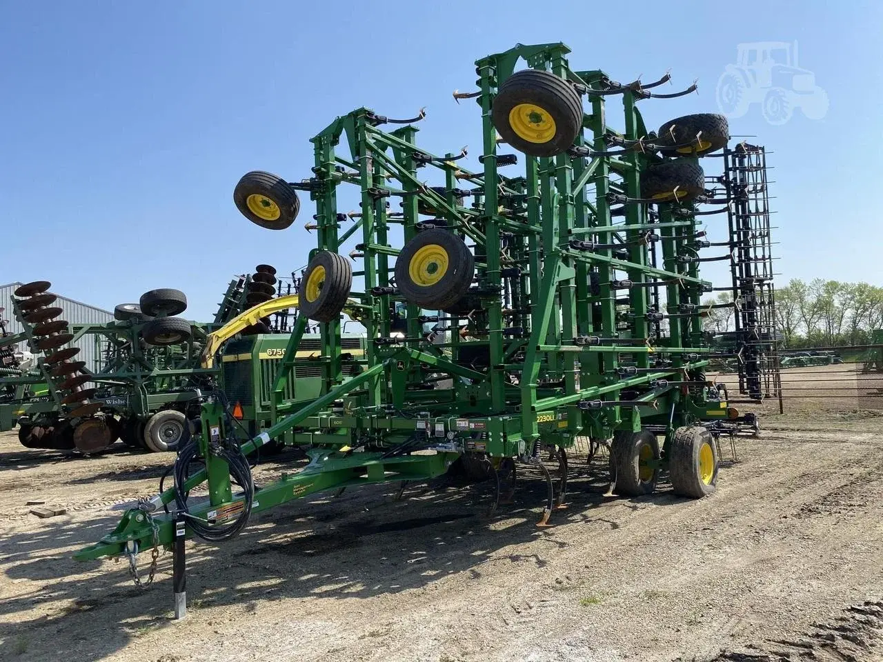 Культиватор John Deere 2230LL (18.2 м)