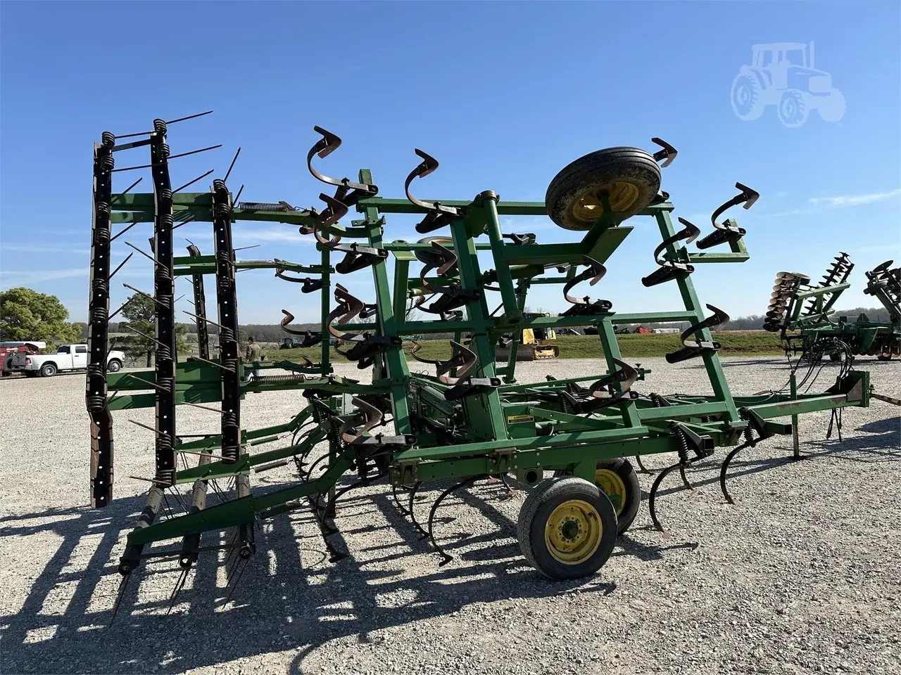 Культиватор John Deere 960 (7.3 м)