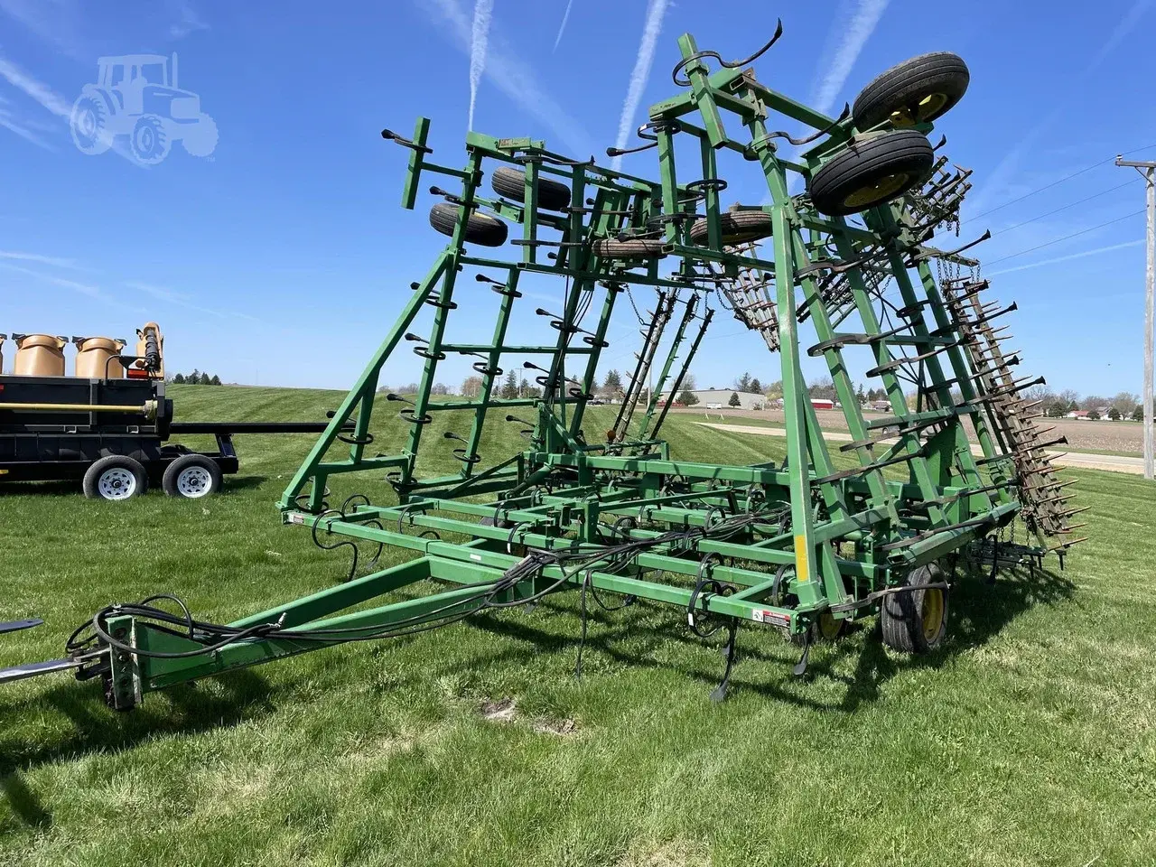 Культиватор John Deere 960 (12.2 м)