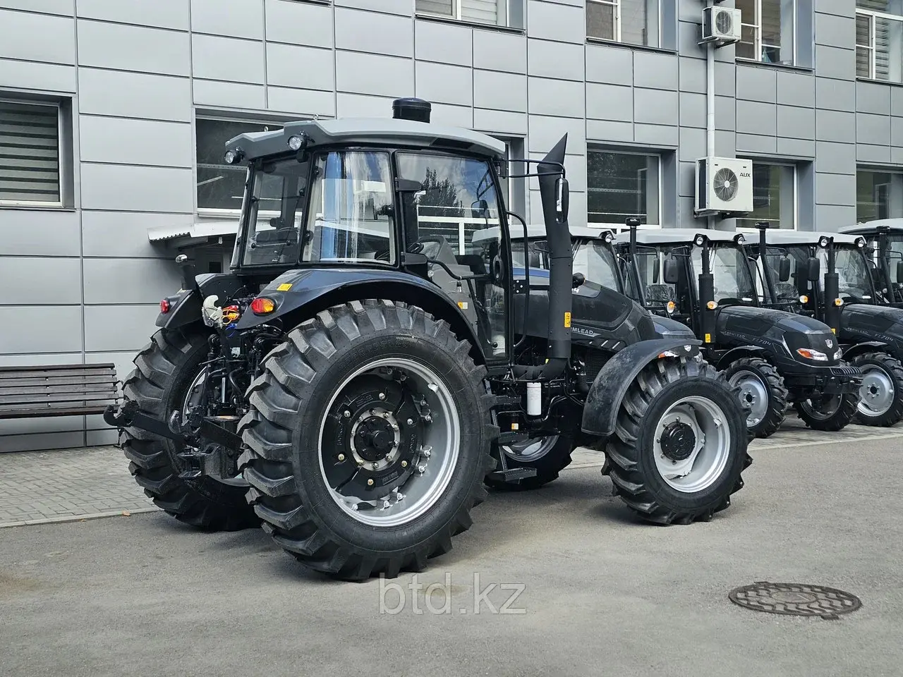 Трактор "FARMLEAD-FL1404"