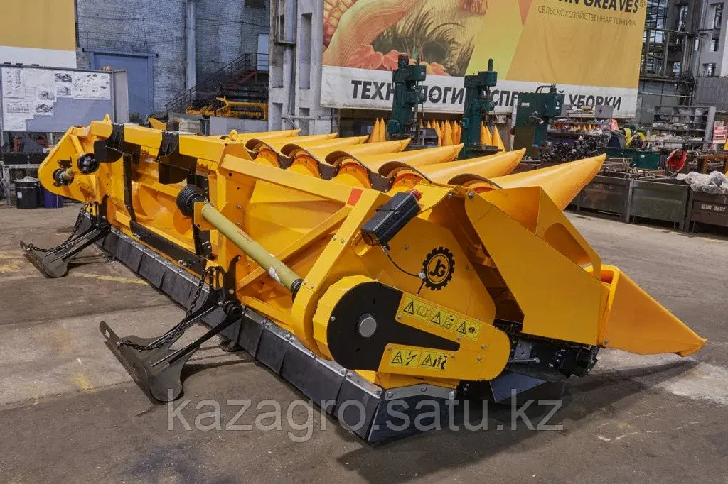 Жатка кукурузная ЖК-62